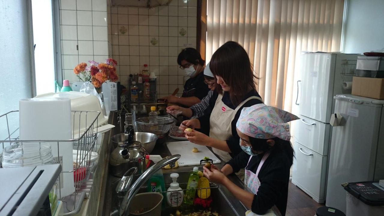 Guest House Minna No Ie Achi Bagian luar foto